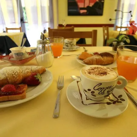Hotell Claudia Loano