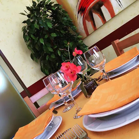 Hotel Claudia 2*